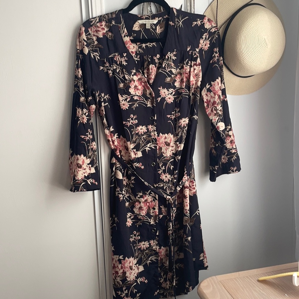 Beautiful dress!